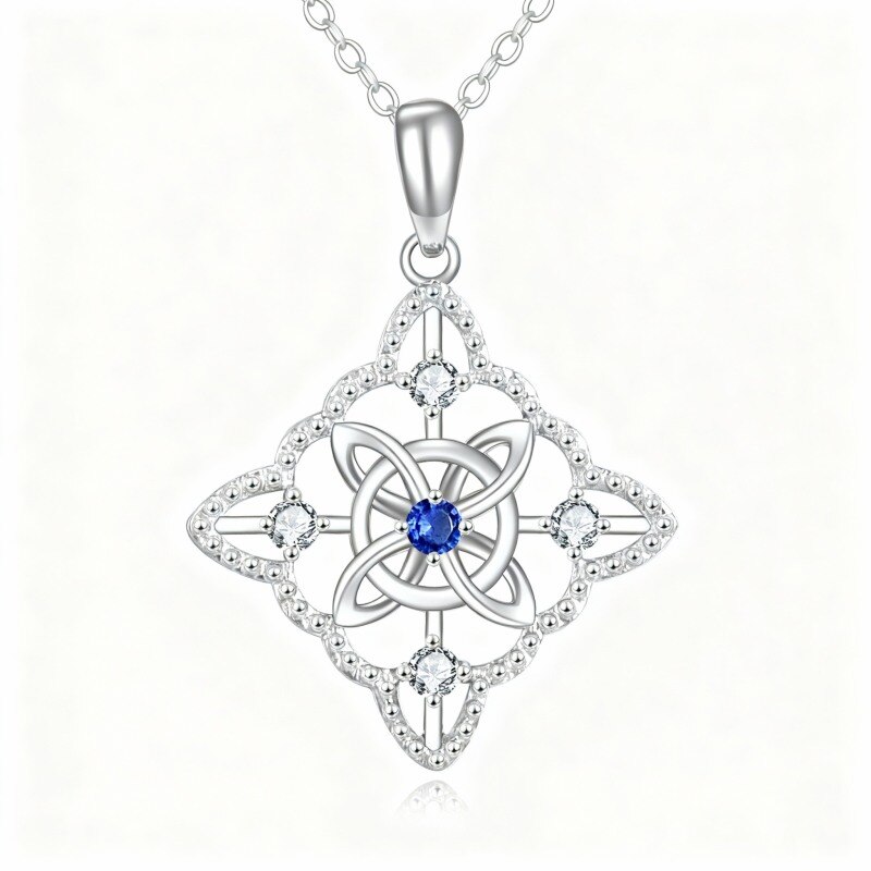 Collar con colgante de nudo celta de oro blanco de 10 quilates con circonita cúbica de corte redondo-18