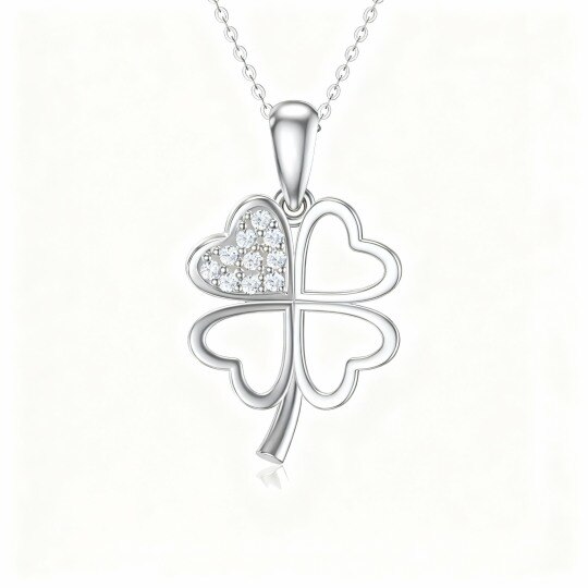 Collar con colgante de trébol de cuatro hojas con circonita cúbica de corte redondo en oro blanco de 10 quilates