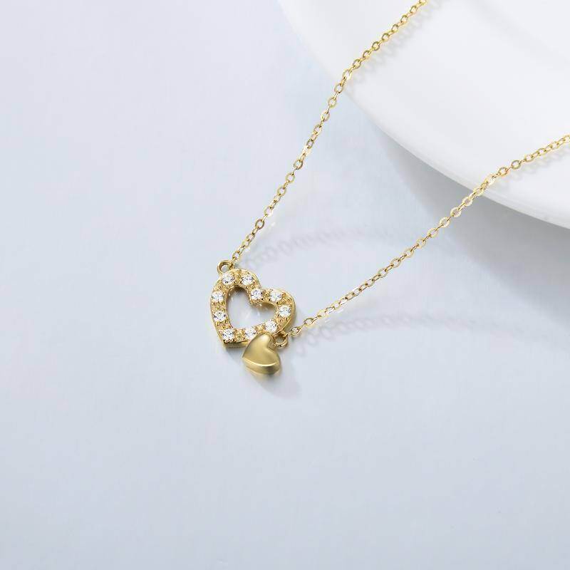 Collar con colgante de corazón de circonita cúbica de corte redondo en oro rosa de 18 quilates-4