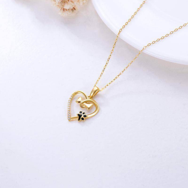 Collar con colgante de pata, hueso y corazón de circonita cúbica de corte redondo en oro blanco de 10 quilates-4