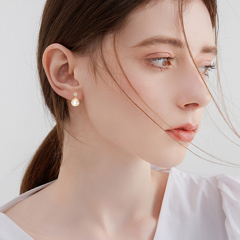 14K Gold Round Cut Pearl Stud Earrings-2