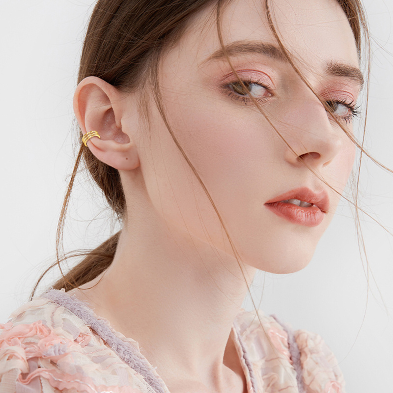 Pendientes de brazalete Triple Moon Goddess en oro rosa de 14 quilates-2