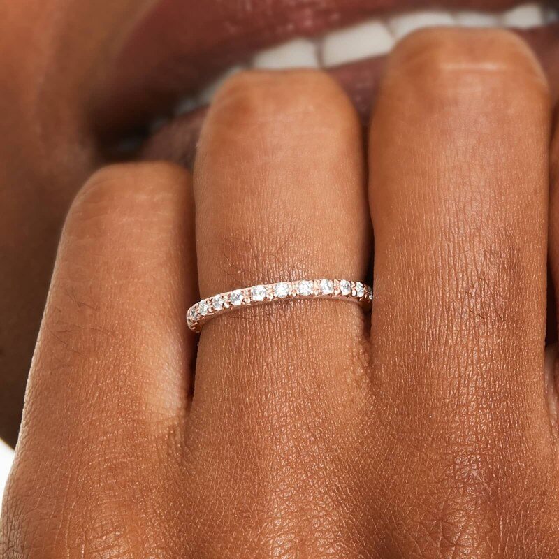 Anillo de boda personalizado Starlight de oro rosa de 10 quilates con diamantes de laboratorio, 1,6 mm-3