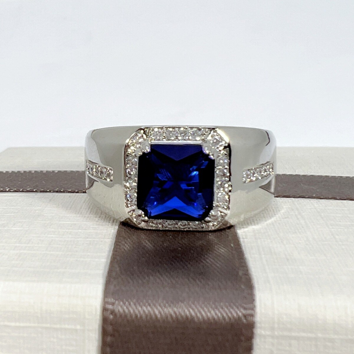 Sterling Silve Blue Sapphire Moissanite Personalized Engraving Ring for Men-4