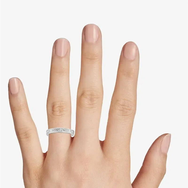 Anillo de bodas con grabado personalizado de moissanita de corte princesa de 0,25 quilates en plata esterlina-4