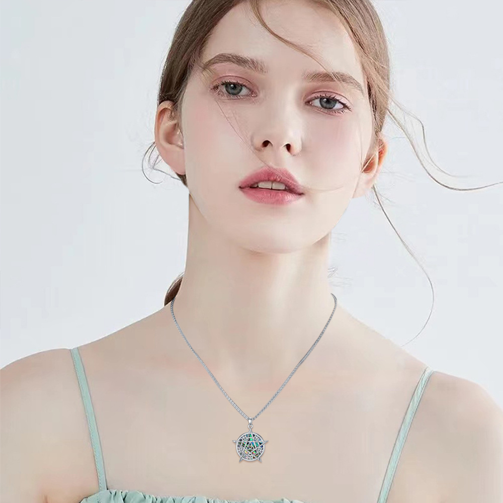 Collana con ciondolo a forma di pentagramma e nodo celtico in argento sterling con molluschi abalone-2