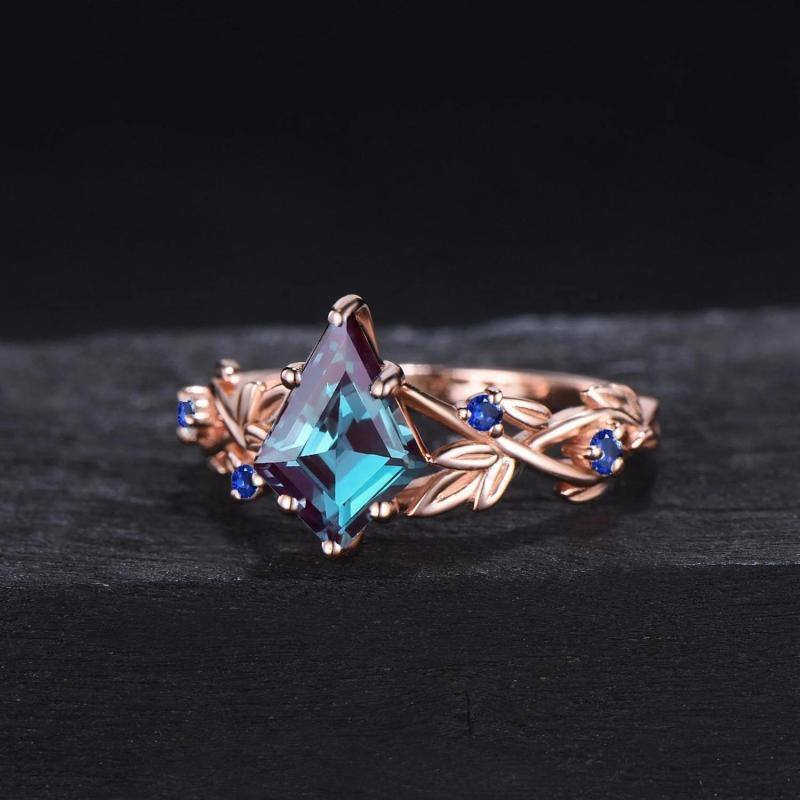 Sterling Silver Alexandrite Moissanite Personalized Engraving Couple Engagement Ring For Women-3