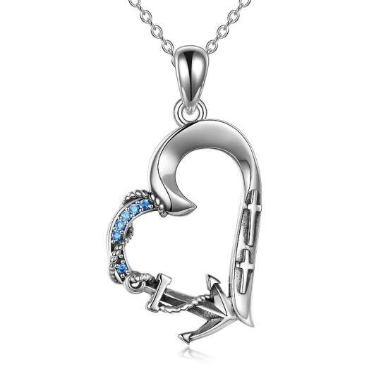 Collana da donna con pendente a forma di croce e cuore in argento sterling con zirconi cubici