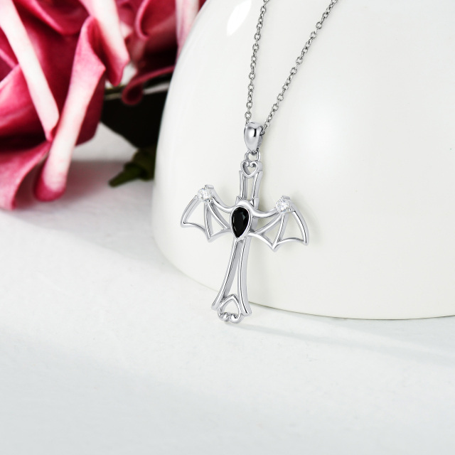 Collana con ciondolo a forma di croce pipistrello in argento sterling con zirconi cubici-3