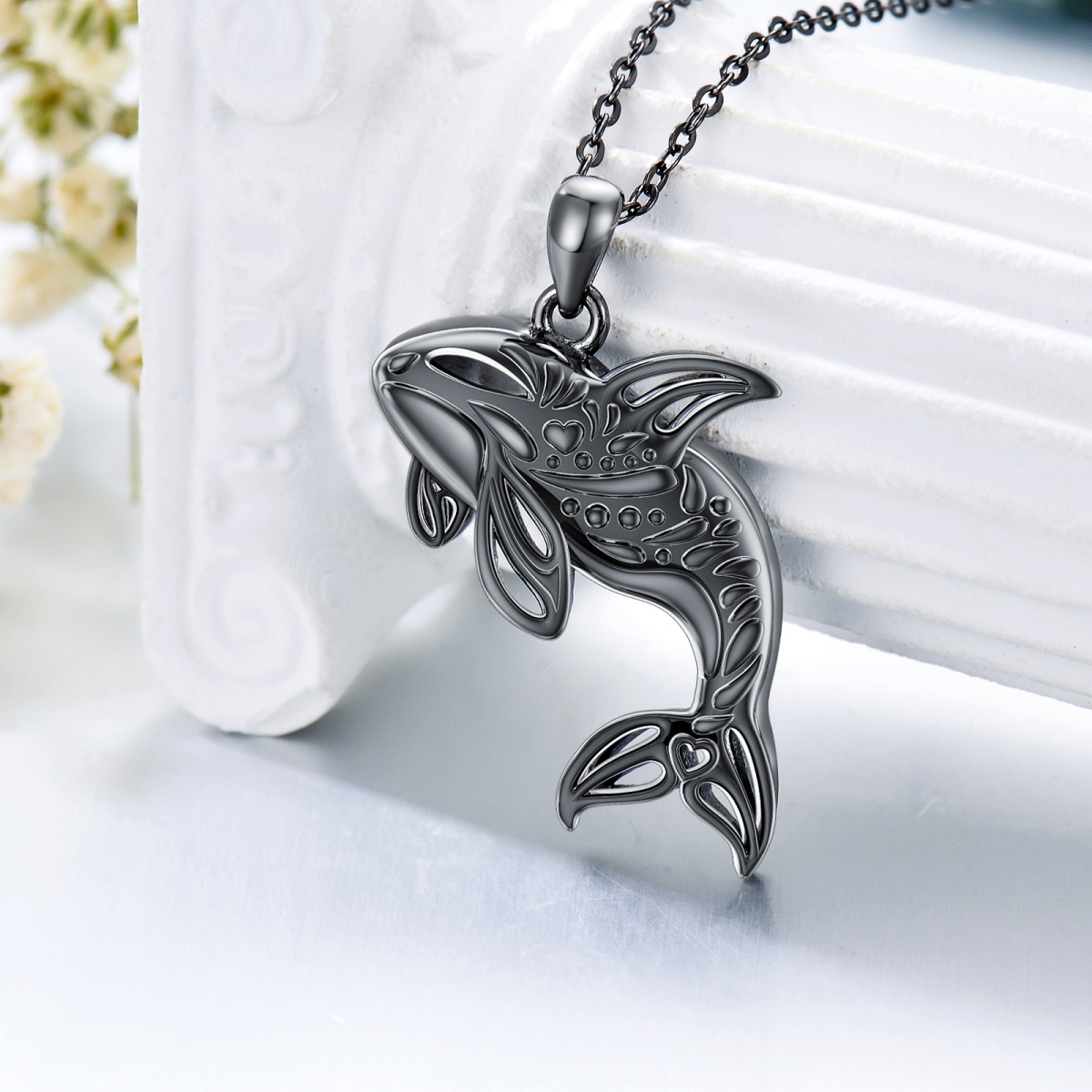 Collier avec pendentif baleine en argent sterling et rhodium noir-3