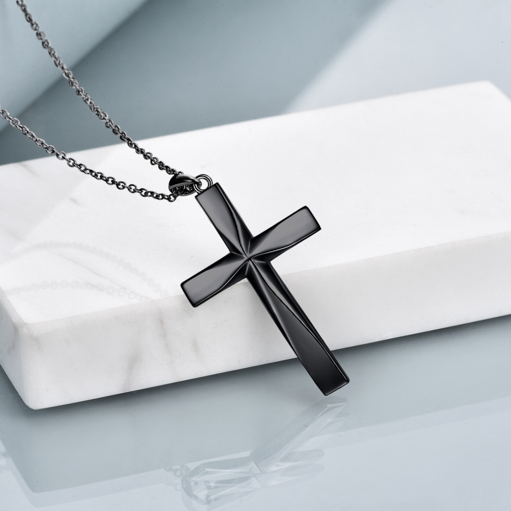 Collana con ciondolo a croce in argento sterling e rodio nero-4