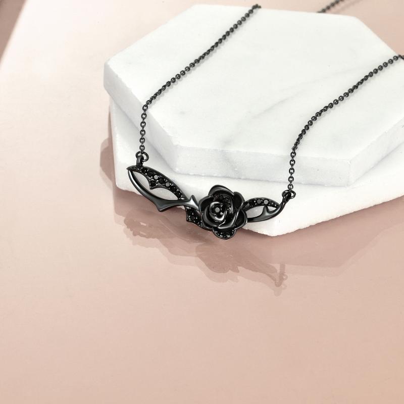 Collana con ciondolo a forma di rosa in argento sterling e rodio nero-3