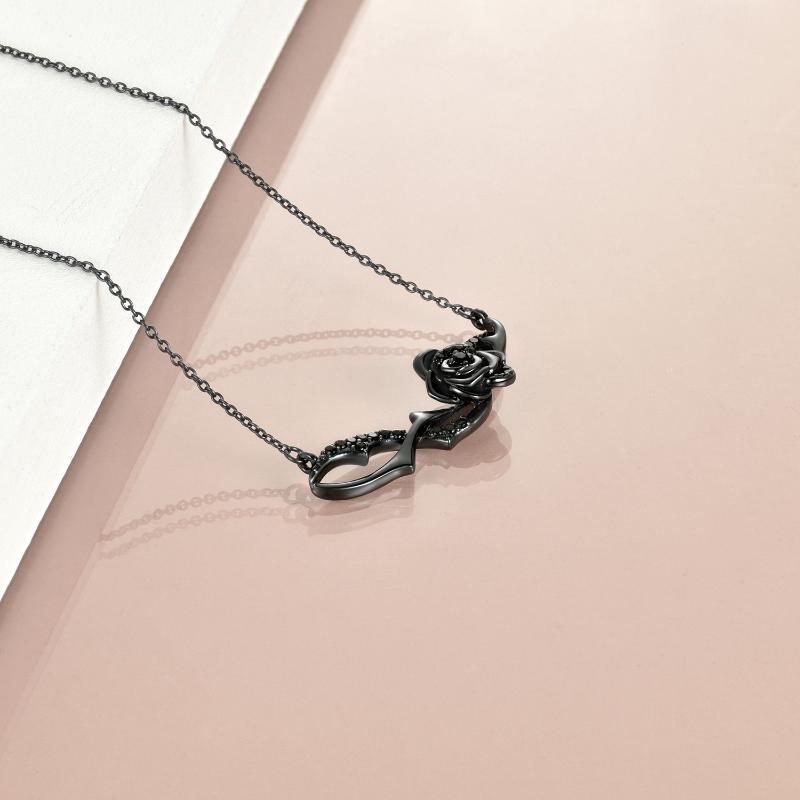 Collana con ciondolo a forma di rosa in argento sterling e rodio nero-4
