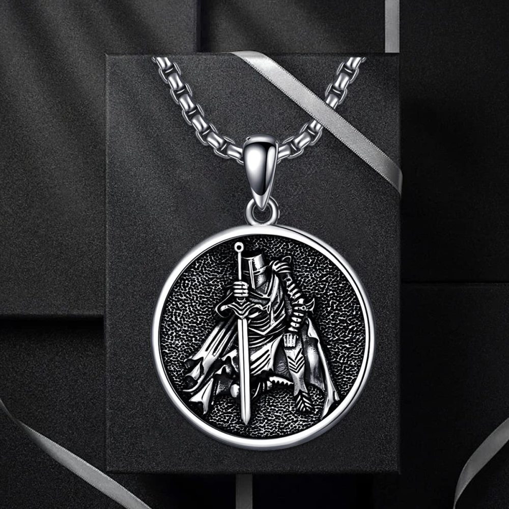 Collier en argent sterling et rhodium noir avec pendentif en forme de pièce de monnaie des-6
