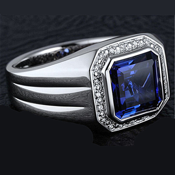 Bague gravée personnalisée en argent sterling avec saphir bleu et