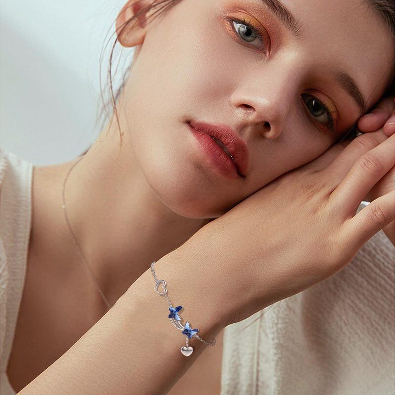 Pulseira com pingente de borboleta e coração em prata de lei com zircónias cúbicas-2