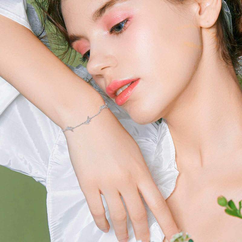 Pulseira com pingente de borboleta em prata de lei com zircónias cúbicas-2