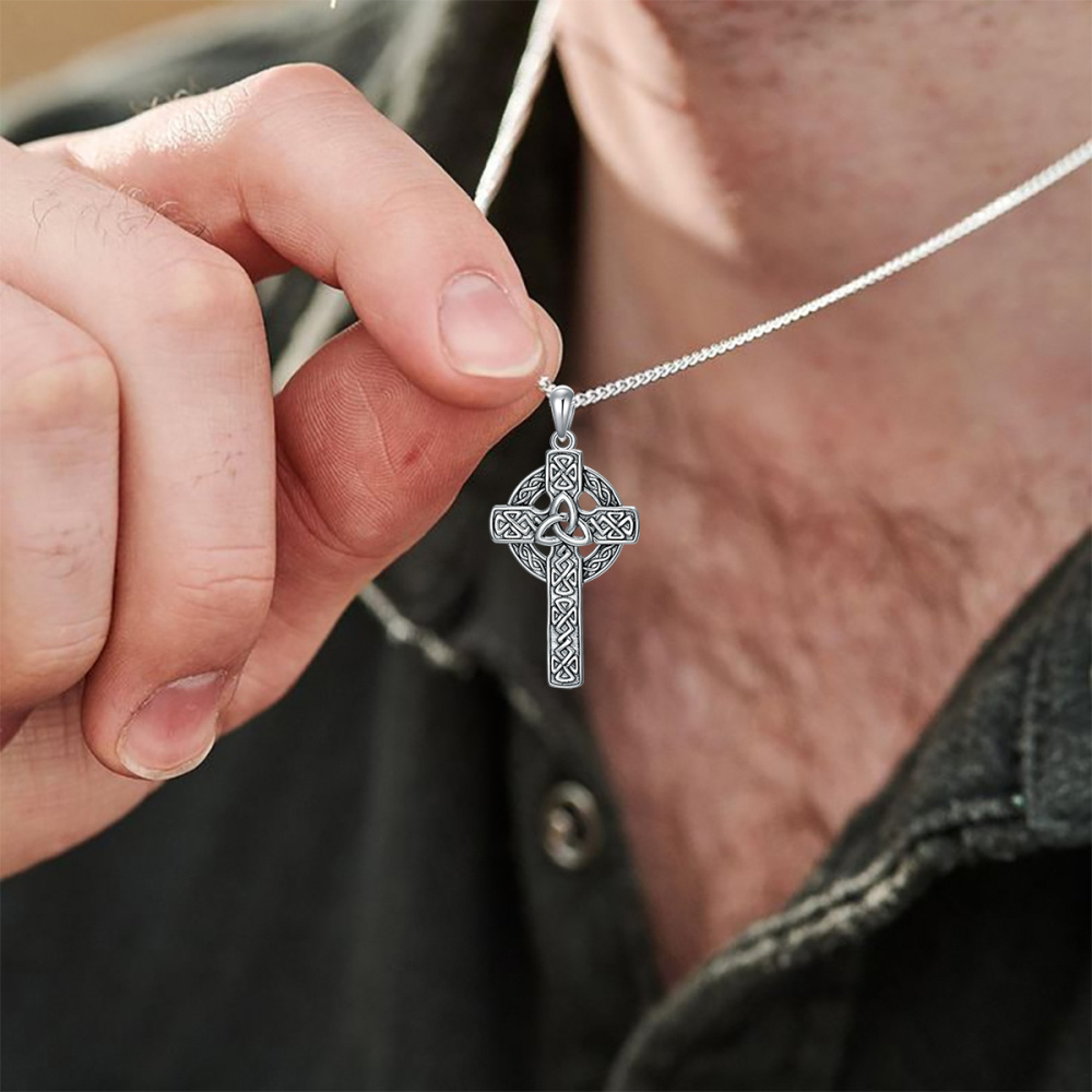 Collier en argent sterling avec nœud celtique et croix en pendentif pour hommes-2