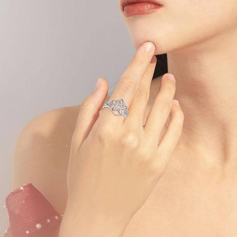 Pierścień z pentagramem z celtyckiego węzła ze srebra wysokiej próby-2
