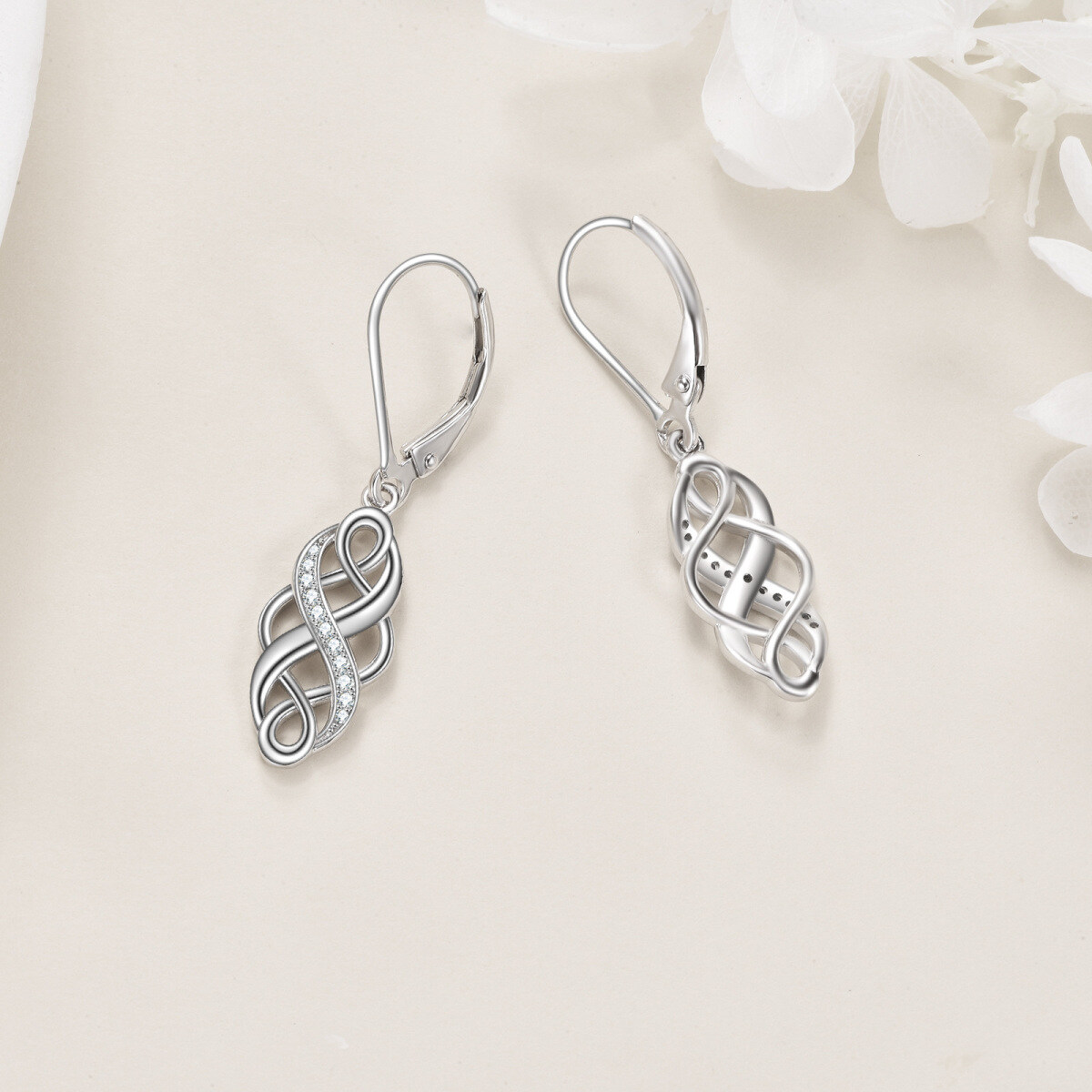 Boucles d'oreilles à levier en argent sterling avec zircone cubique circulaire et nœud celtique-4