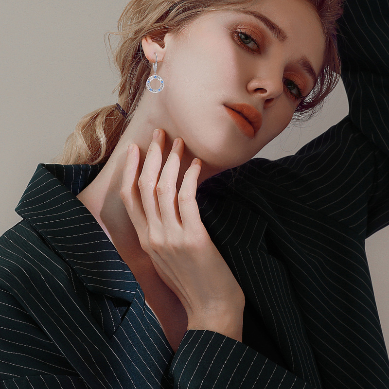 Sterling zilveren cirkelvormige keltische knoop oorbellen met hendel-3