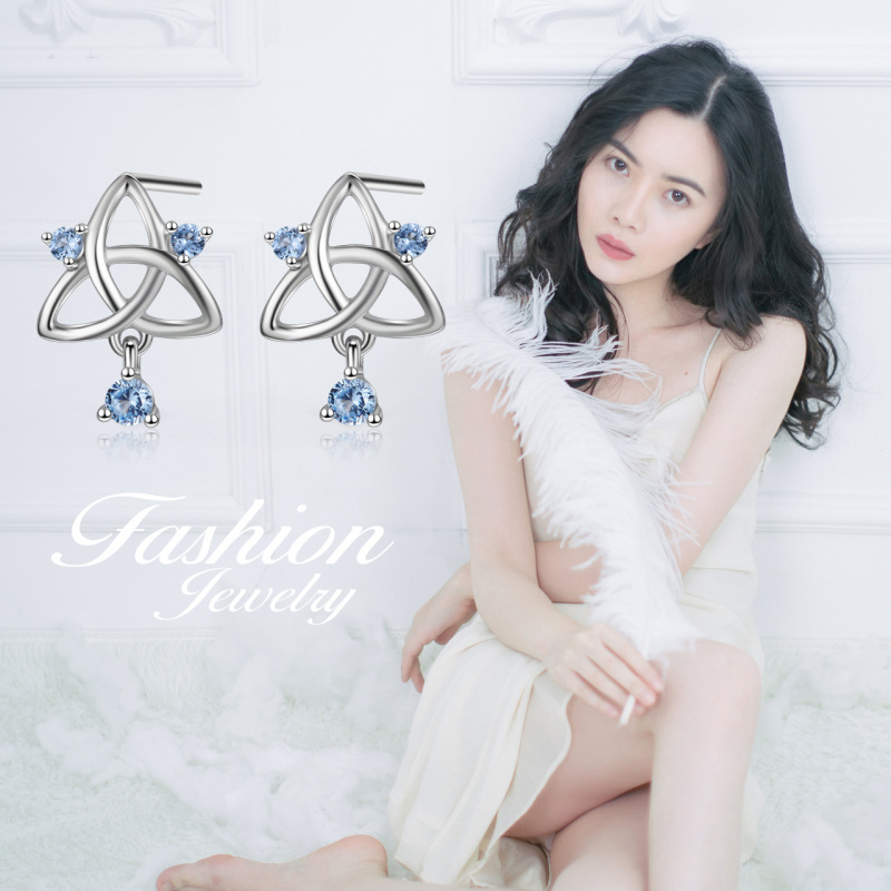 Srebrne kolczyki z cyrkonią sześcienną i węzłem celtyckim-6