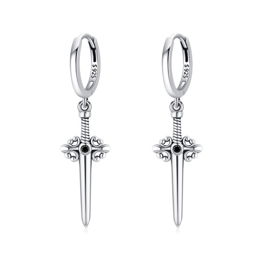 Orecchini pendenti in argento sterling a forma circolare con croce e spada in zirconia cubica