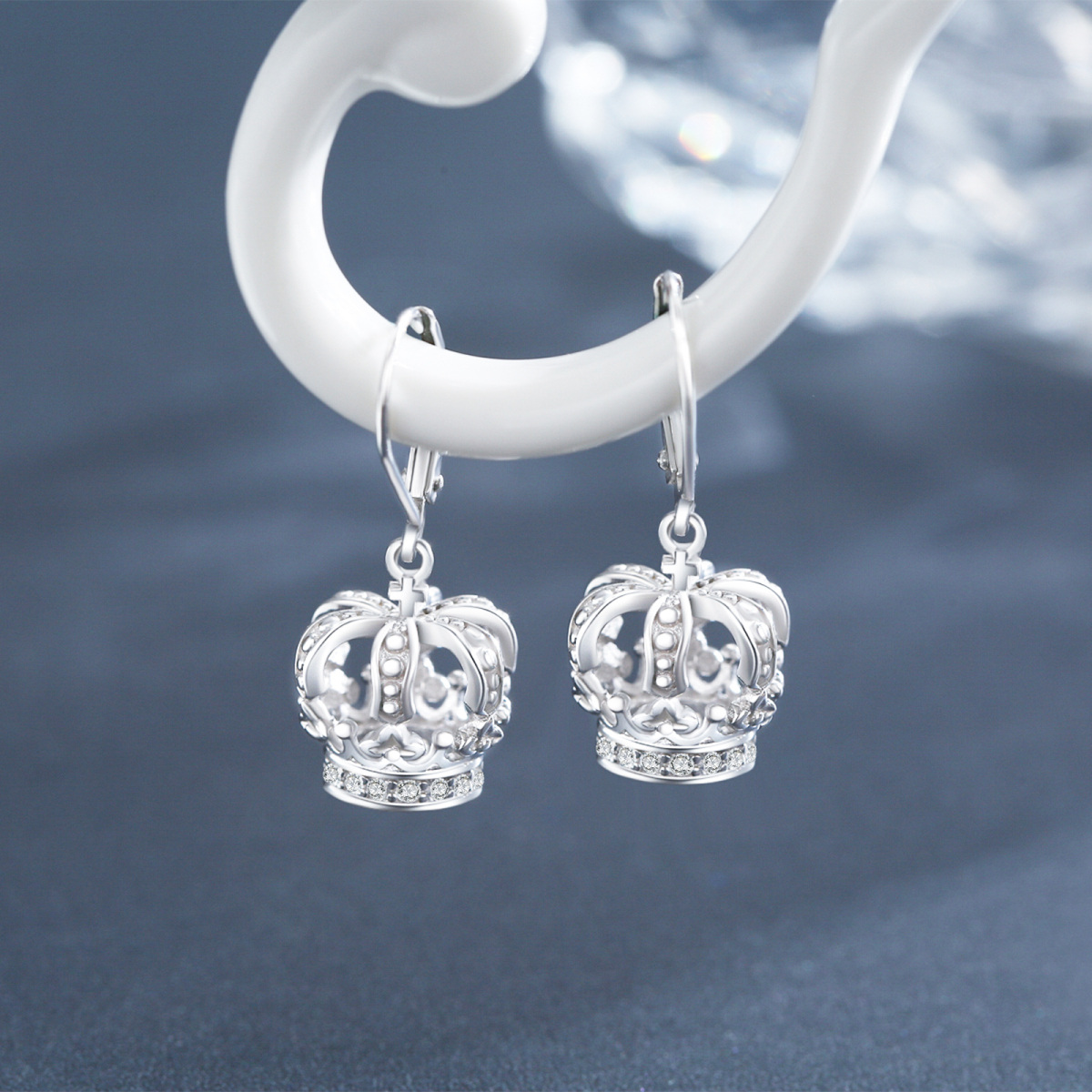 Boucles d'oreilles en argent sterling avec couronne de zircon cubique de forme circulaire-4