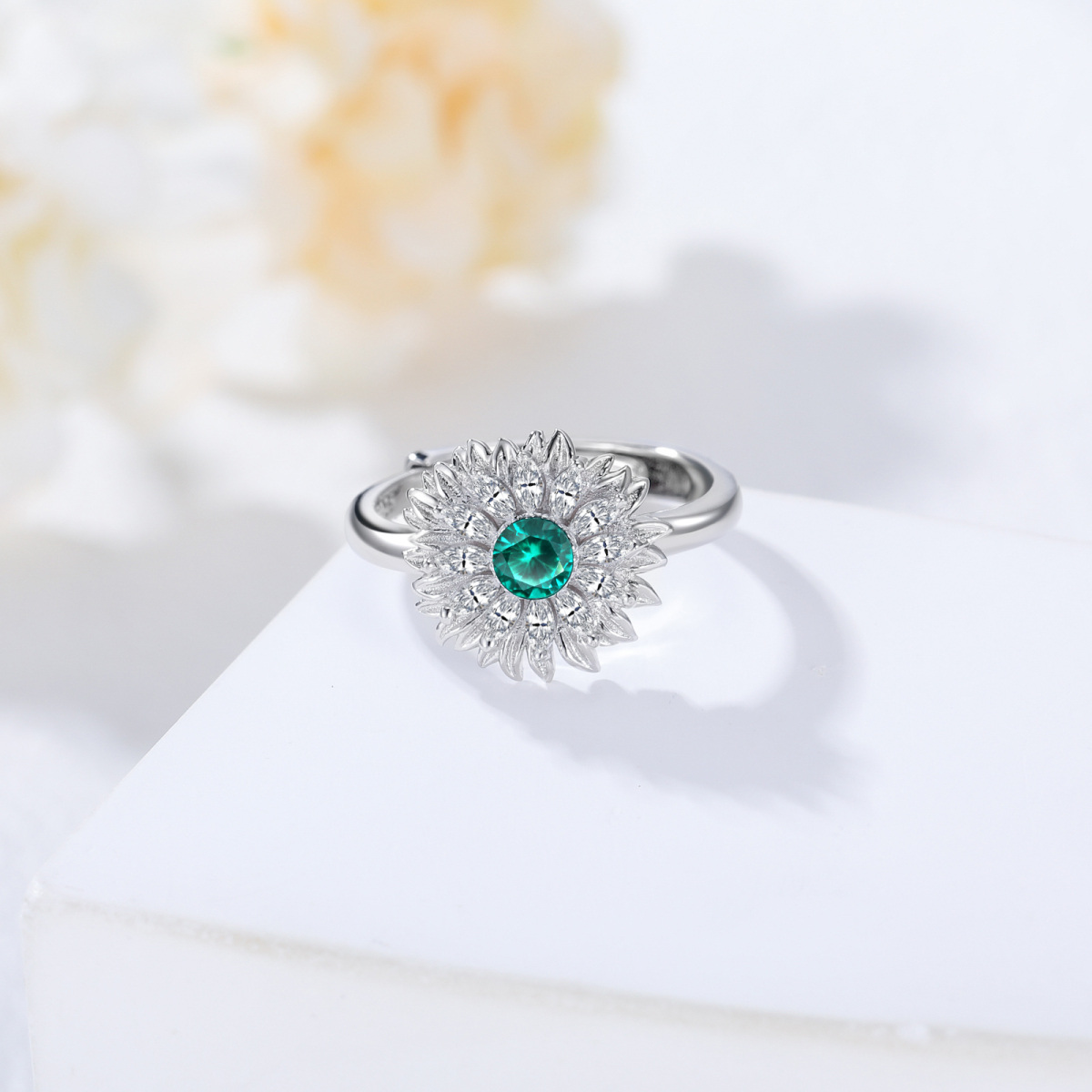 Sterling Silver Circular Shaped Emerald Sunflower Open Ring-3