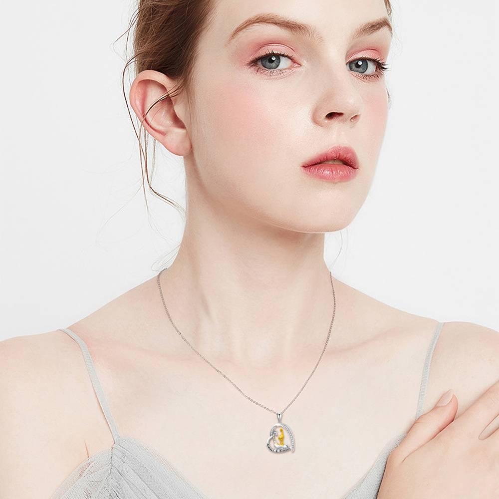 Sterling zilveren cirkelvormige cubic zirconia giraffe & hart hanger ketting met gegraveerd woord-2