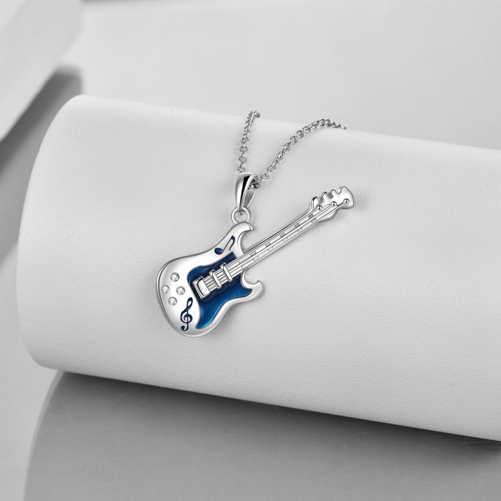 Collana con ciondolo per chitarra in argento sterling a forma di cerchio e zirconi con parola incisa-3