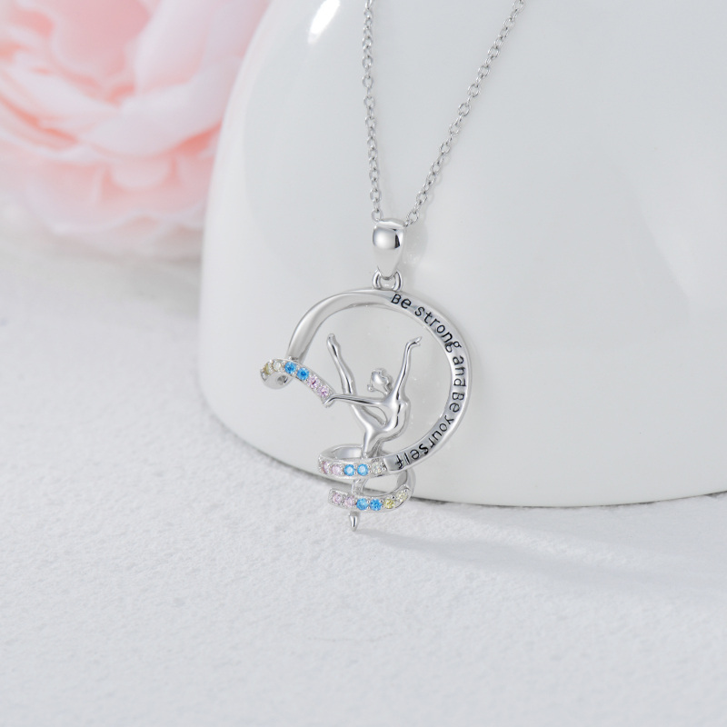 Srebrny naszyjnik z cyrkoniami w kształcie koła z wygrawerowanym słowem-3