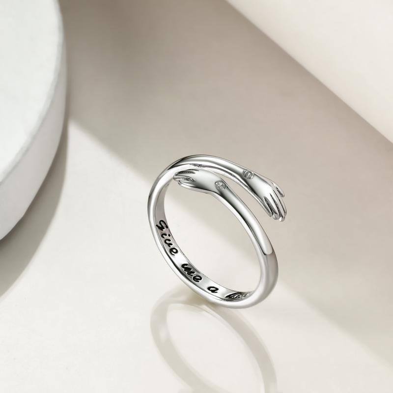 Anello aperto con abbraccio in argento sterling a forma di cerchio con zirconia cubica e parola incisa-4