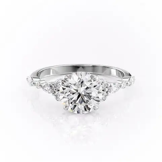 Anello in moissanite a forma circolare in argento sterling