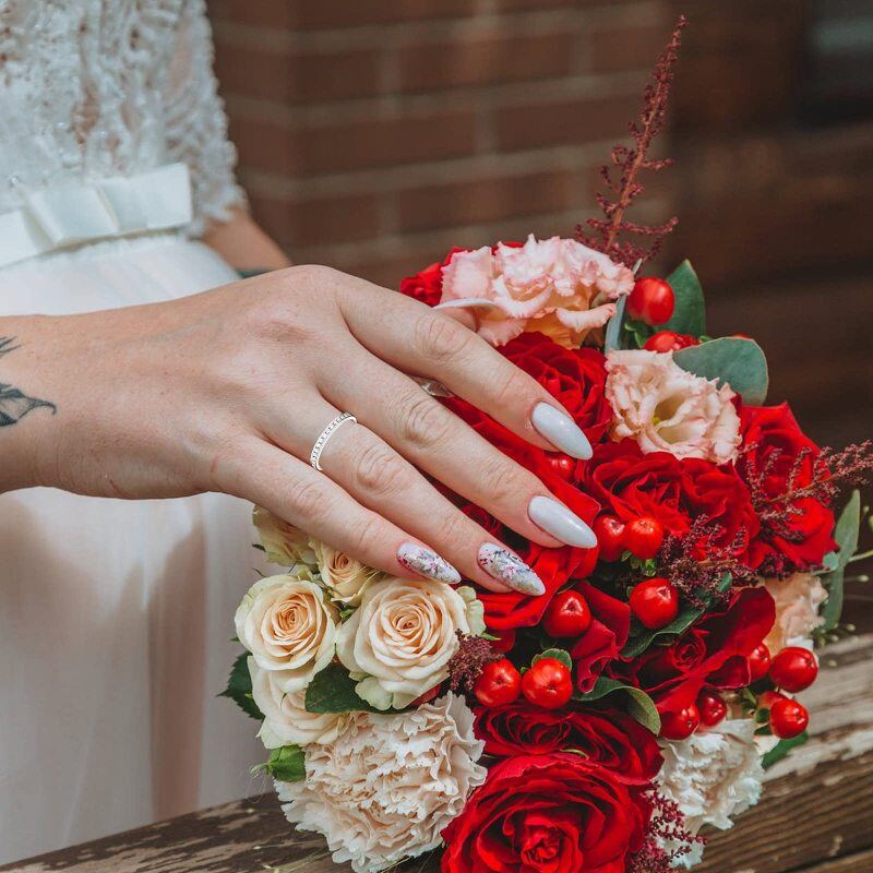 Sterling Silver Round Cut Moissanite Personalized Engraving & Couple Engagement Ring-2