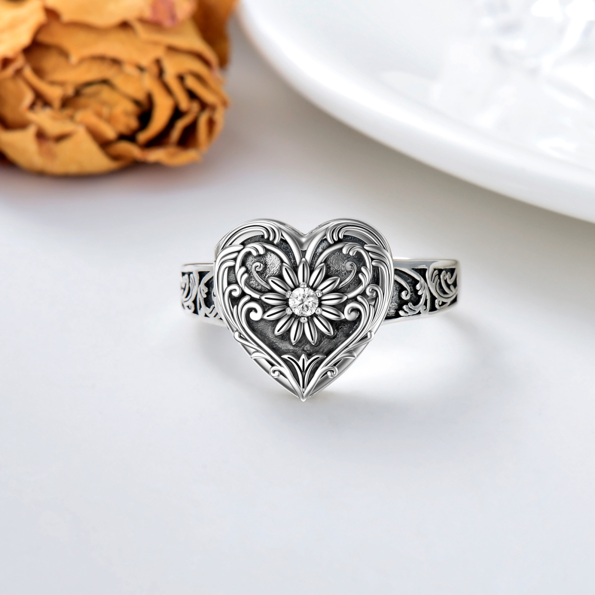 Sterling Silver Circular Shaped Cubic Zirconia Sunflower & Heart Signet Ring-3