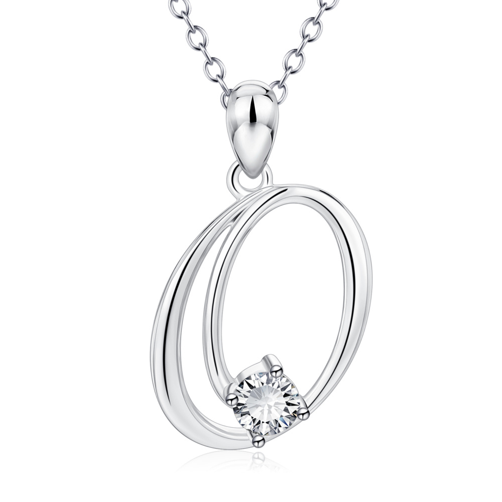 Colar com pendente inicial personalizado em prata de lei com zircónias cúbicas e letra O para mulher-1