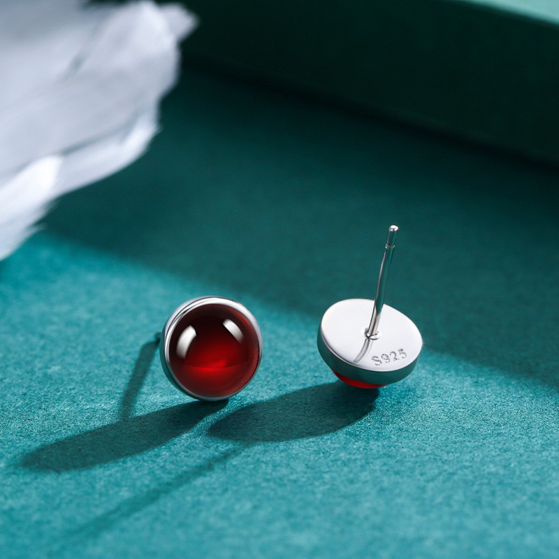 Boucles d'oreilles à tige rondes en argent sterling avec zircone cubique de forme circulaire-4