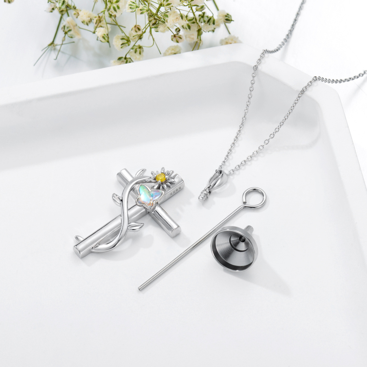 Sterling zilveren cirkelvormige cubic zirconia zonnebloem en kruis Urn ketting voor as-5