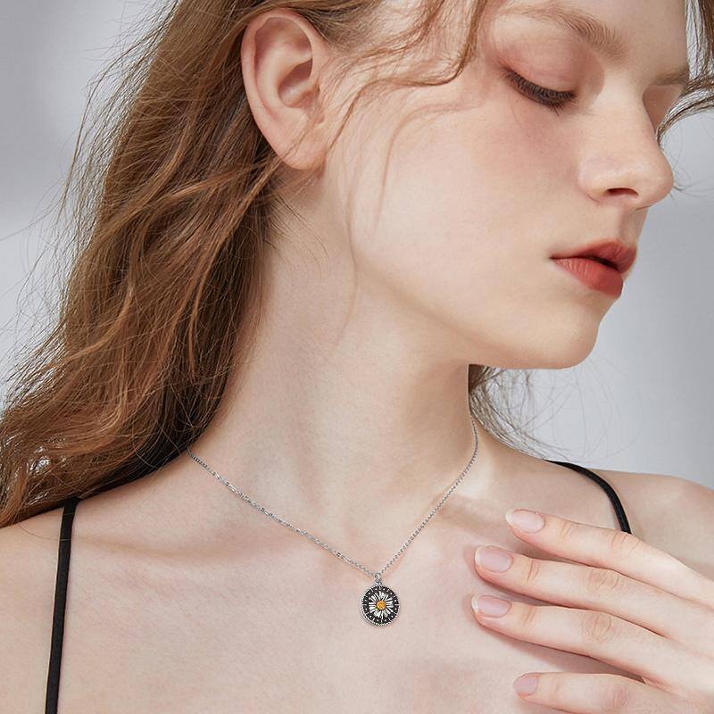 Collana d'argento circolare con girasole a forma di cubo di zirconio per le ceneri-2