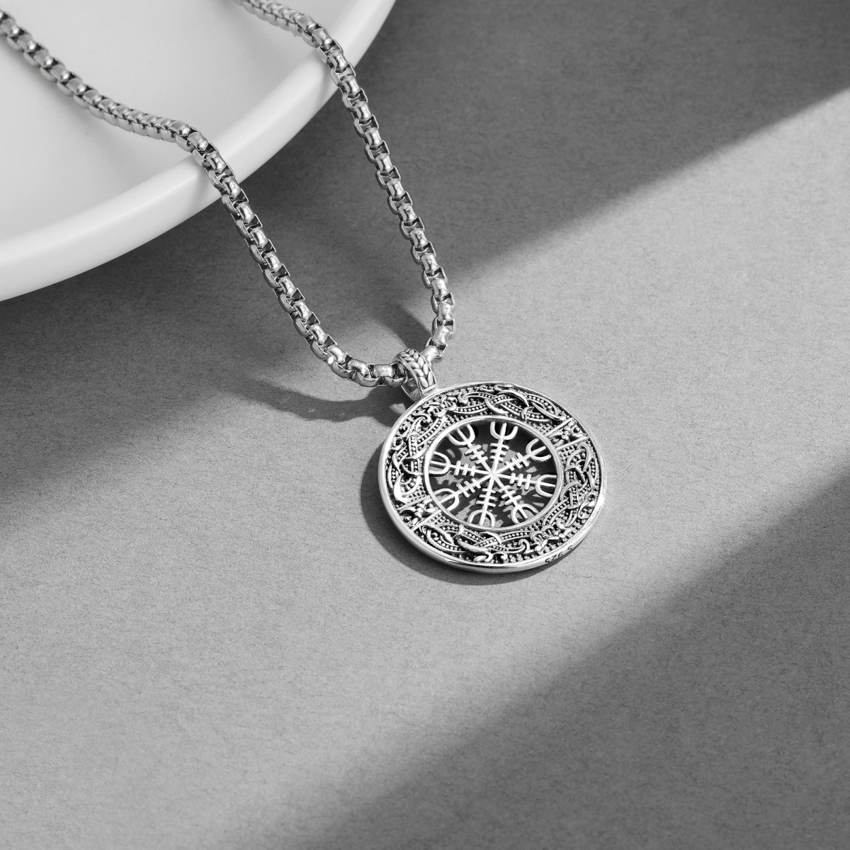 Collier en argent sterling avec pendentif boussole et runes vikings-4