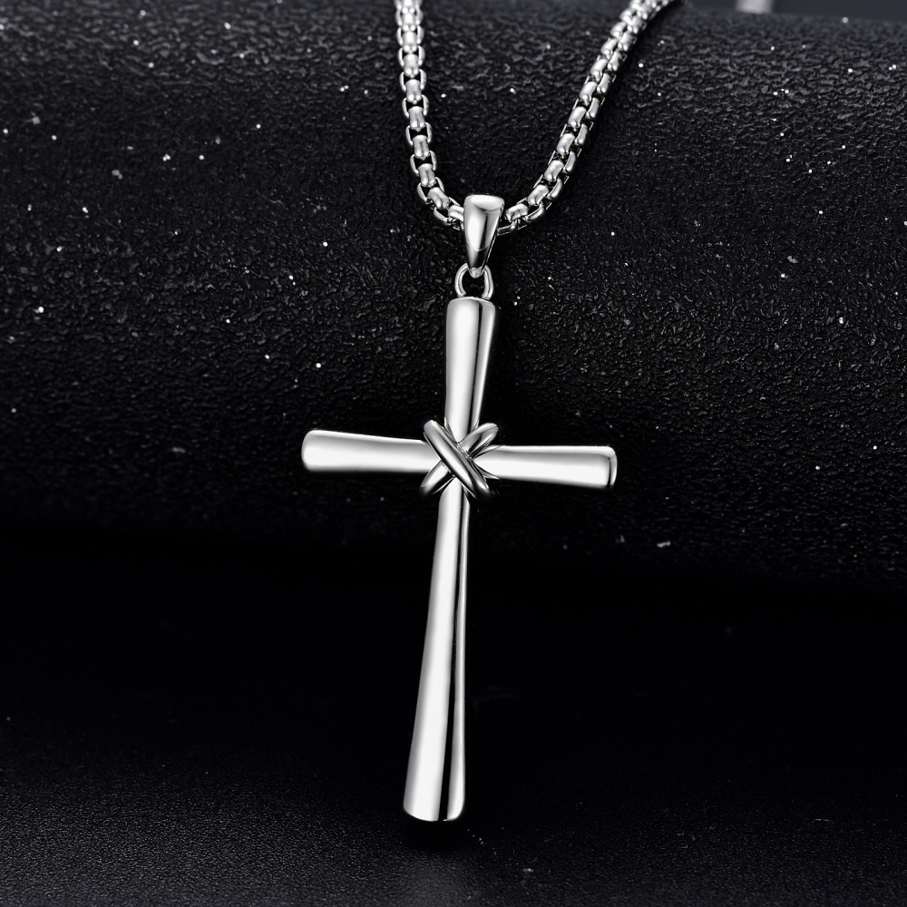 Colar com pendente de cruz em prata de lei para homem-3
