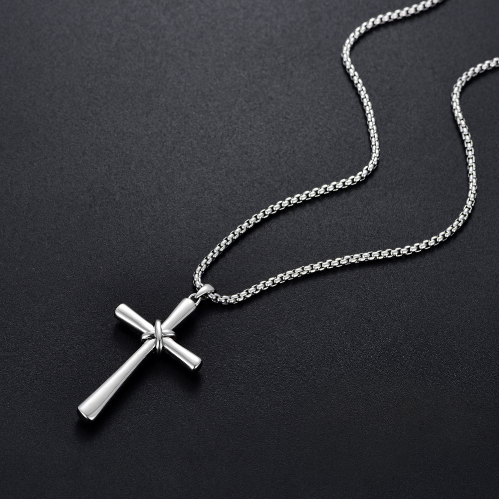 Colar com pendente de cruz em prata de lei para homem-4