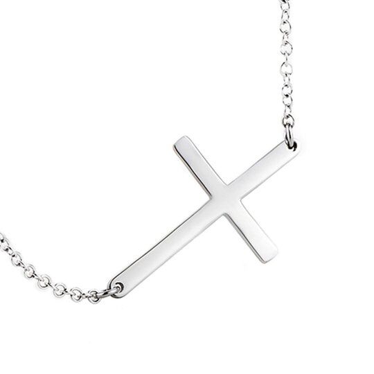 Collier à pendentif croix en argent sterling