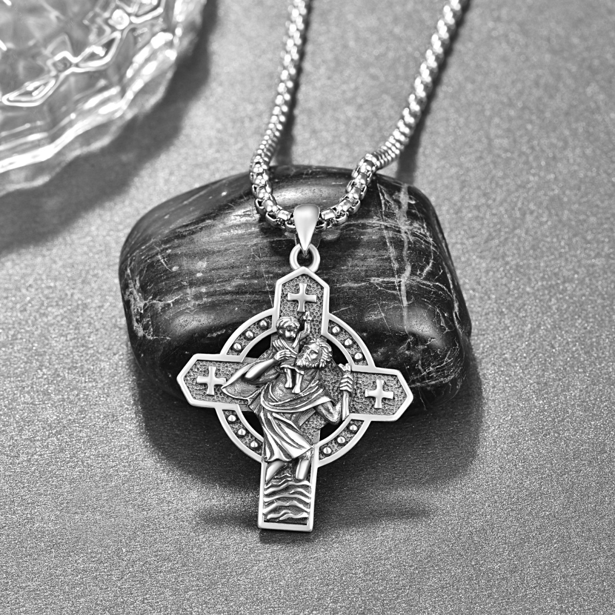 Collana con ciondolo in argento sterling con croce e San Cristoforo e parola incisa per uomo-3