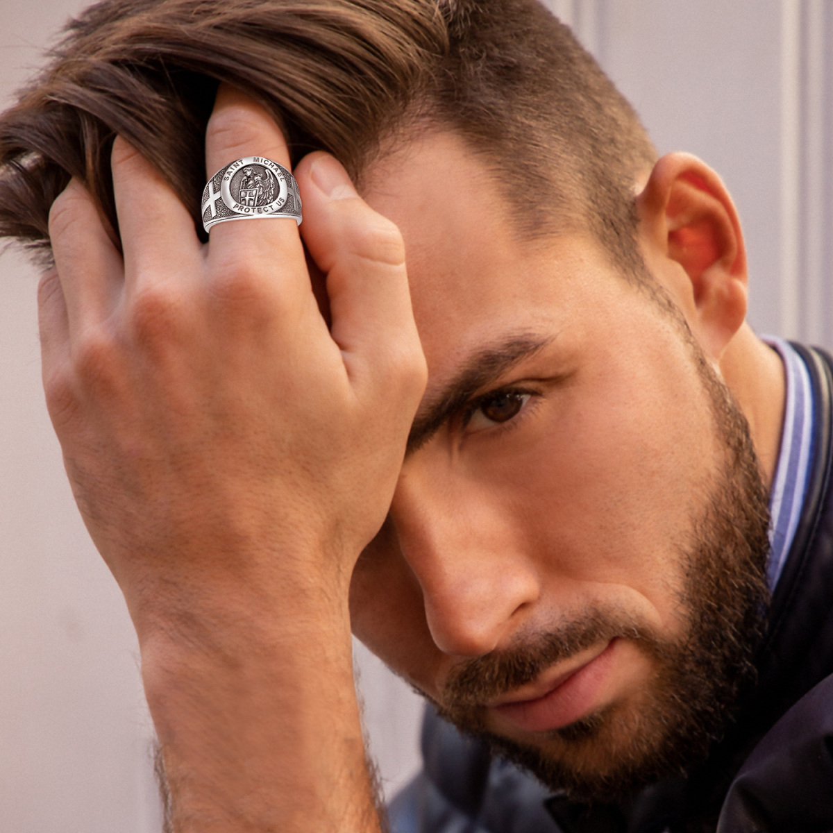 Anillo de plata de ley con cruz de San Miguel y palabra grabada para hombre-3