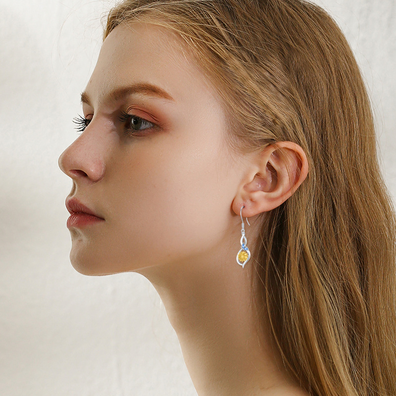 Brincos em prata esterlina com borboleta e girassol em cristal-2