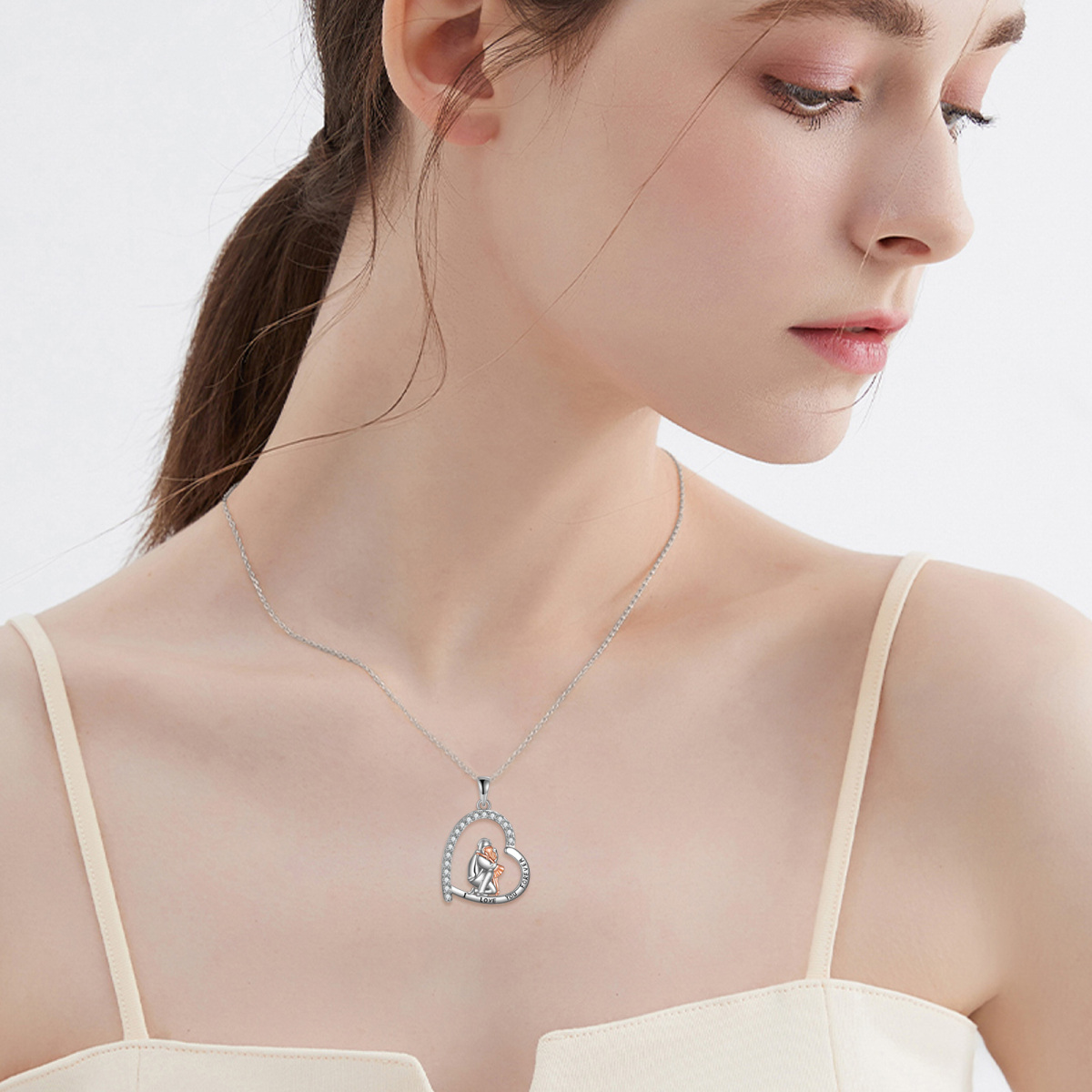 Collar de plata de ley con corazón grabado en dos tonos para padre e hija para mujer-2