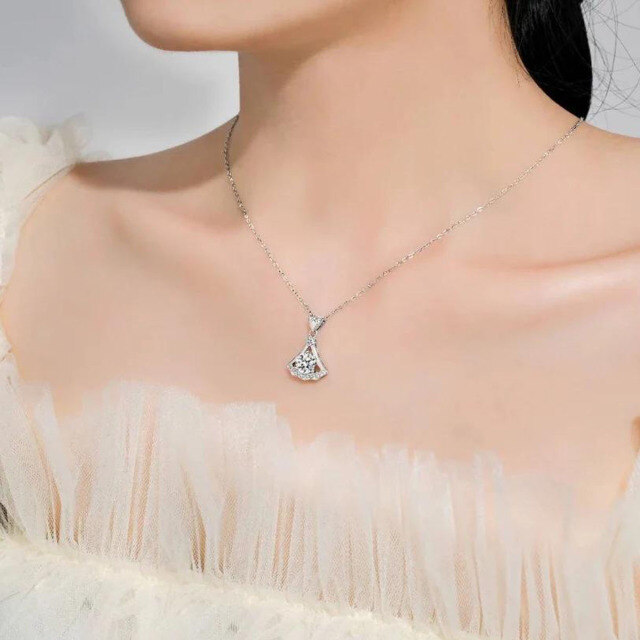 Collana con ciondolo a settore in argento sterling e diamanti-3