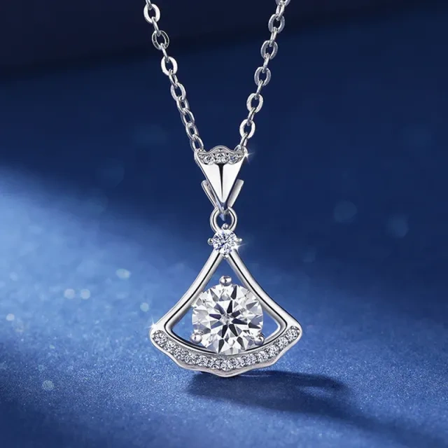 Collana con ciondolo a settore in argento sterling e diamanti-4